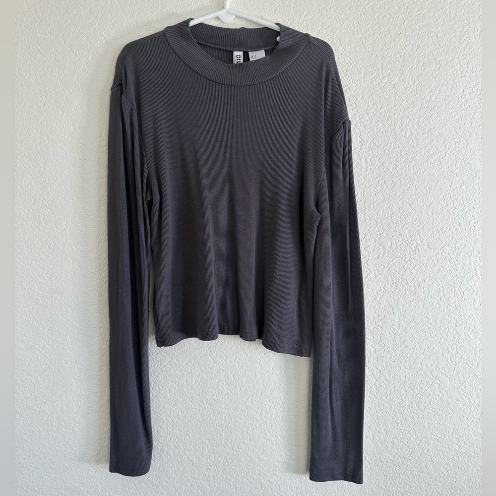 H&M Cropped Ribbed Long Sleeve